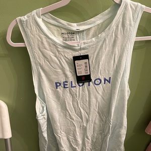 New Peloton tank light blue tulip back women’s XL NWT